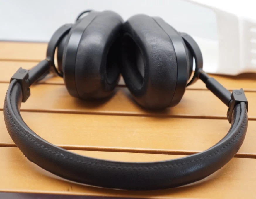 Master & Dynamic MW60 Wireless Bluetooth Foldable Headphones Confirmed Operation - Image 4 of 4