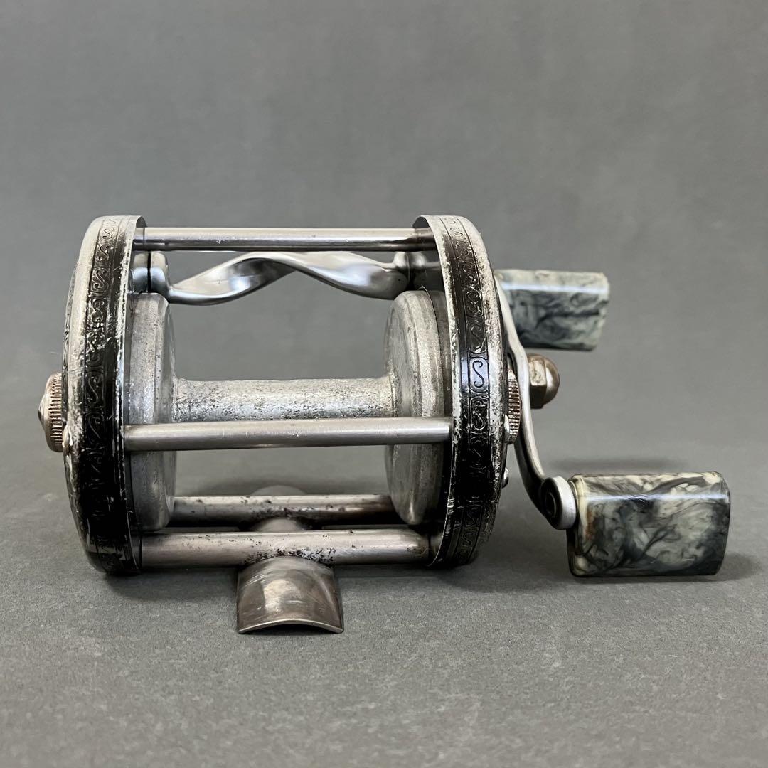 USED SPIRAL WIND REEL FREE-CAST direct reel super rare From USED SPIRAL WIND REEL FREE-CAST direct reel super rare From