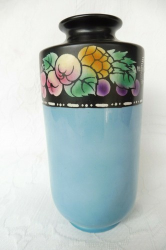Antique Art Deco Tall Shelley Vase 'New Fruit Border' : 8545 : 1918