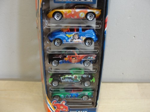 NEW SEALED 2003 MATCHBOX JUSTICE LEAGUE 5 PACK SET WONDER WOMAN FLASH SUPERMAN - Picture 2 of 2