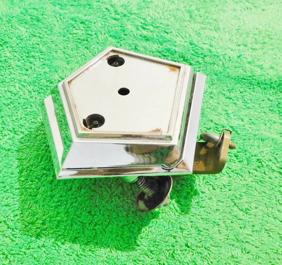 Ford Thunderbird 1965 1966 techo rígido Landau original maletero bloqueo cubierta montaje de carcasa Foto 2 de 4