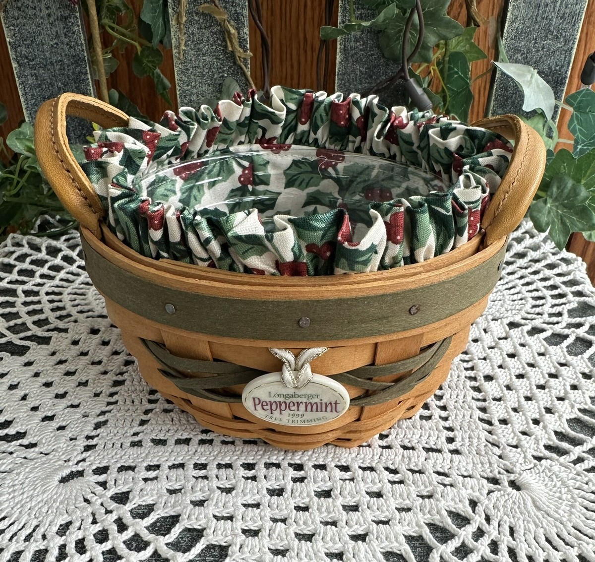 1999 Longaberger Peppermint Tree Trimming Basket | eBay