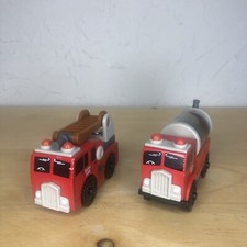 THOMAS and FRIENDS Wooden Railway Sodor Fire WATER TANKER and HOOK  LADDER GC