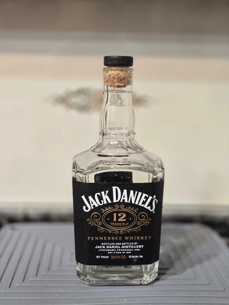 Jack Daniel's Set Di Freccette Con Punta In Acciaio, Canna In Tungsteno 90%, Titanio Nero, 23g - Licenza Ufficiale
