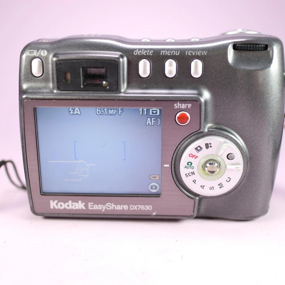 Kodak Digital Camera EasyShare DX7630 6.1MP Silver Tested With Battery + Charger - Image 3 of 4