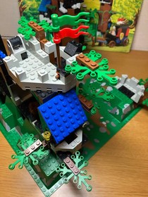 LEGO 6079 System Castle Dark Forest Fortress In 1996 Retired Comp with Manual