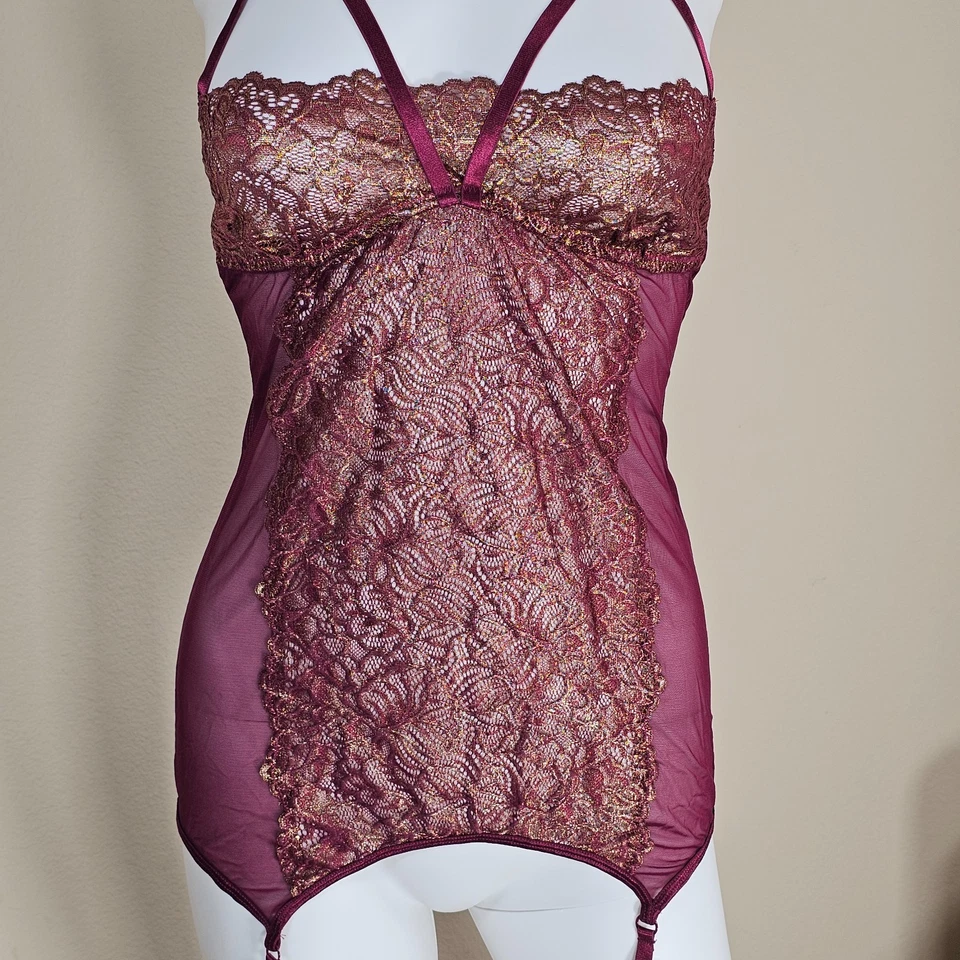 Lencería sexy de malla y encaje Dreamgirl, borgoña y dorada, talla única Foto 2 de 4