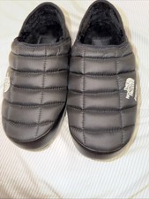 The North Face Skims Thermoball Traction Mule Size Women s 8 Onyx Brand New