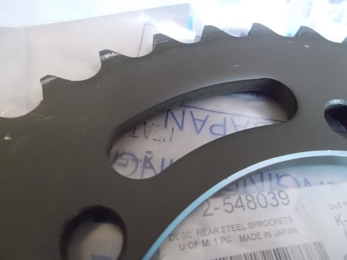 NOS Sunstar Rear Sprocket 39T Kawasaki 1990-2004 ZX600 Ninja NOS Sunstar Rear Sprocket 39T Kawasaki 1990-2004 ZX600 Ninja