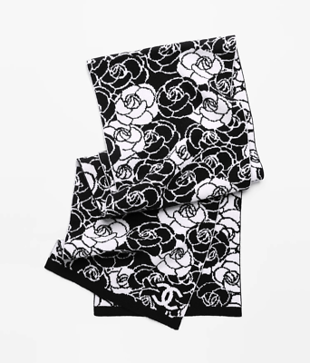 NEW CHANEL 23K Camellia CC Logo CASHMERE Black White REVERSIBLE