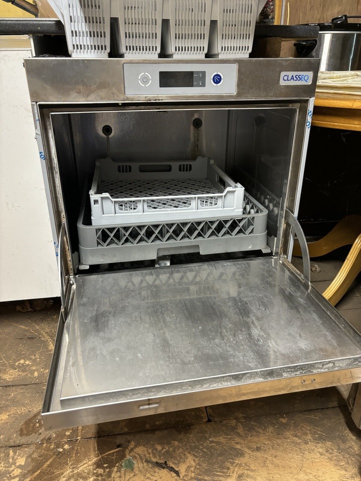 The Classeq Undercounter Commercial Dishwasher eBay