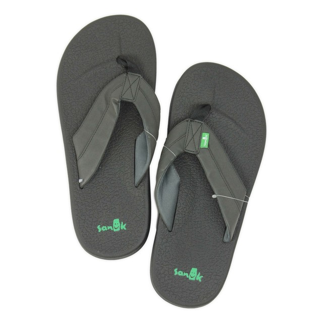 sanuk brumeister flip flop