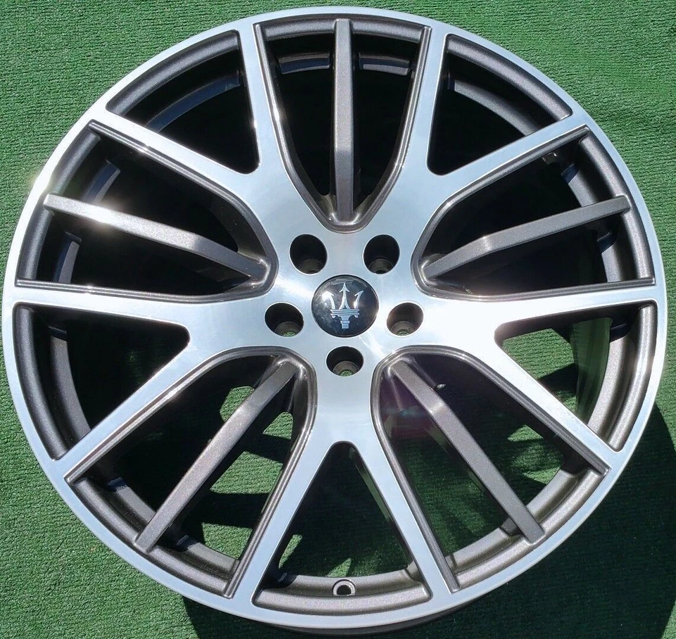 Заводские центральные колпаки Maserati черные Ghibli Levante комплект из 4 новых подлинных оригинальных колес - Изображение 4 из 4