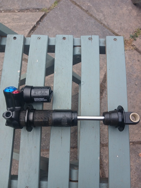 2025 Fox DHX2 Performance Elite 225x70