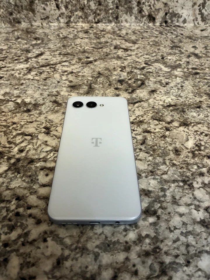 T-Mobile Revel 8 5G Smartphone - Image 2 of 4