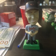 2001 UPPER DECK BOBBLEHEAD PLAYMAKERS CAL RIPKEN JR **** FREE SHIPPING ****