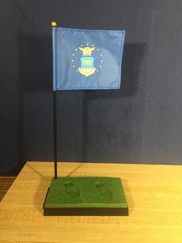 GI JOE -2002 Timeless Collection Air Force Academy Cadet - Flag,Flagpole,Base