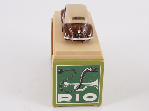 Rio 93 Volkswagen Beetle Cabriolet 1949 1/43 Bordeaux - Picture 8 of 13