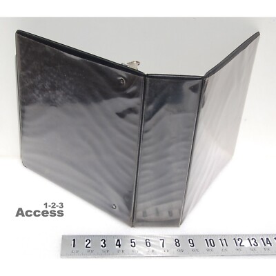 Avery VS1130 Heavy Duty 3 Slant D Rings View Binder 3'' inch Double lock Black 