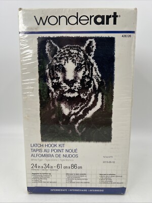 Latch Hook White Tiger Kit #426126 Caron 24'' x 34'' Wonder Art Made In USA NEW