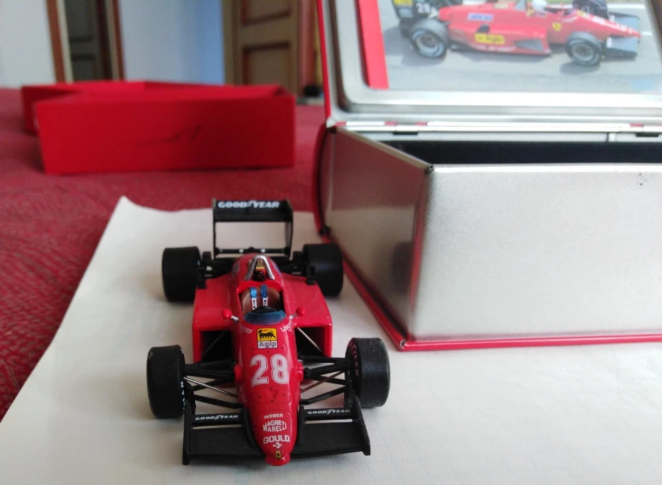 IXO 1:43 FERRARI 156/85 F1 RENE' ARNOUX GP BRASILE 1985 CON METAL BOX E SCATOLA - Immagine 3 di 4