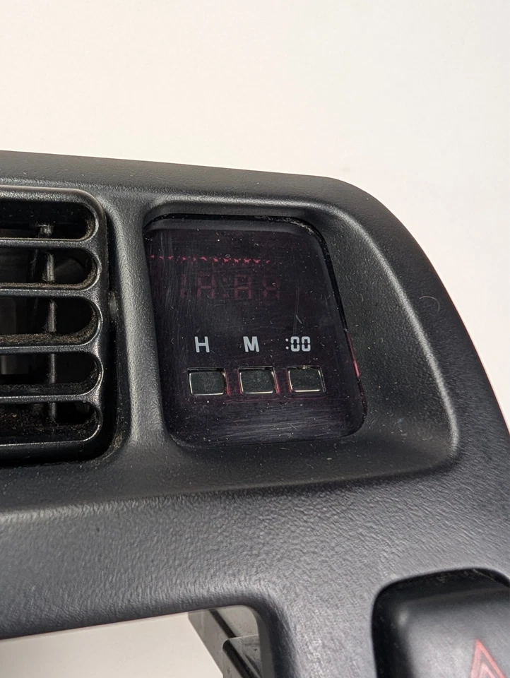 93-97 Toyota Corolla OEM AC Heater Climate Control Dash Bezel Trim, Vent & Clock - Image 4 of 4