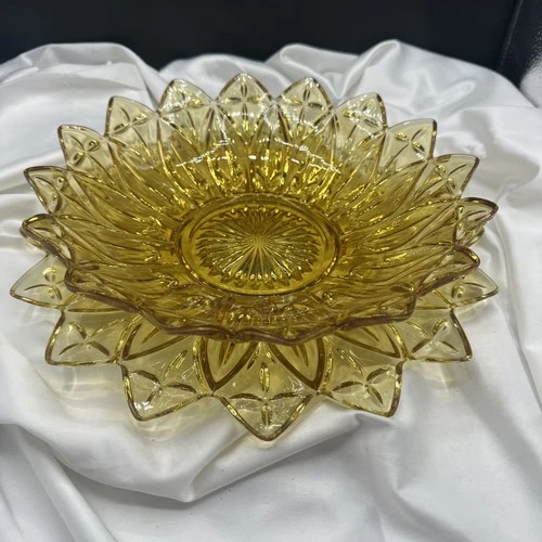 Vintage Set of Two Amber Federal Glass Serving Plate and Fruit Bowl. See pics.