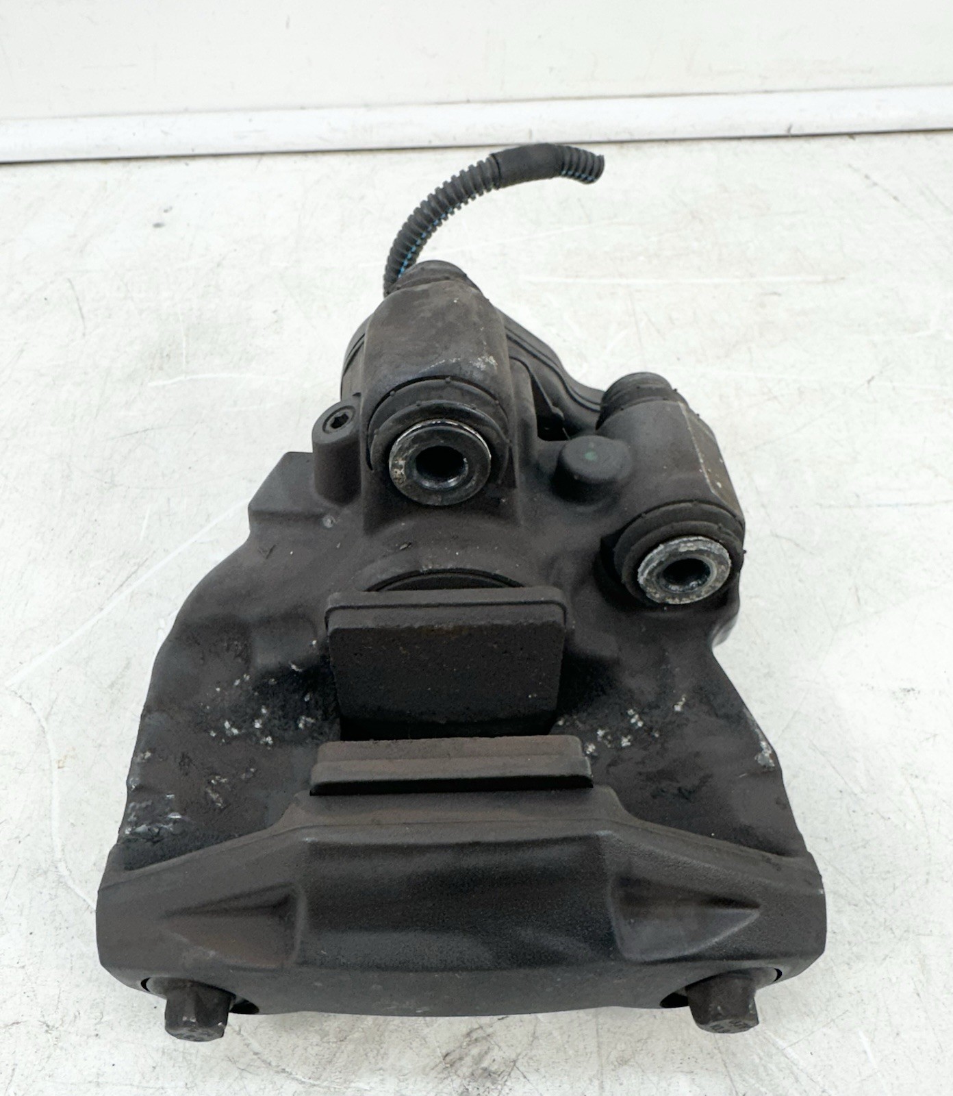 2017 MASERATI GHIBLI Q4 3.0 D REAR LEFT BREMBO PARKING BRAKE CALIPER 22C3545100