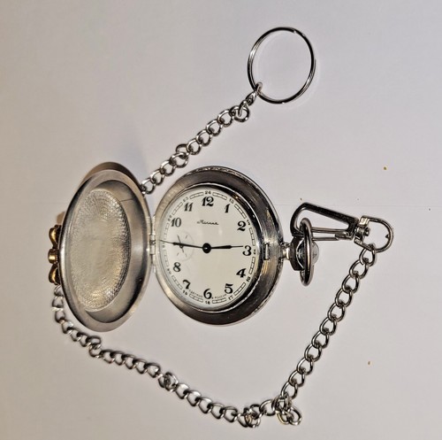 Vintage Molnija Soviet Pocket Watch USSR Collectable - Picture 5 of 10