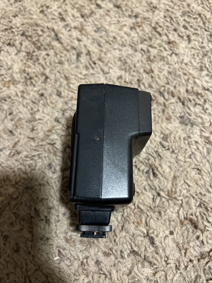 Minolta Auto 200X Shoe Mount Flash Photoflash Unit 946 D - Image 3 of 4