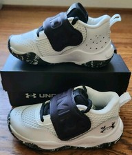 Under Armour Shoes GS Zone BB 2 Girls' Boys' 11K White/Black NIB