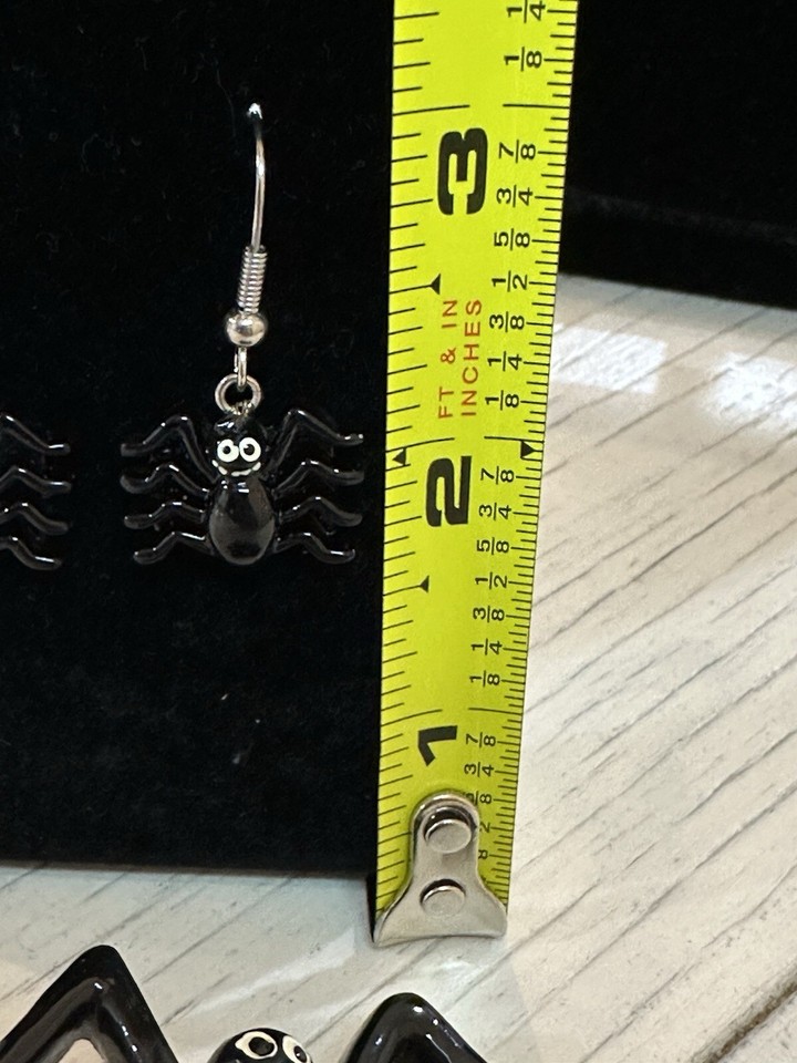 Vintage Estate Sale Find! Halloween Jewelry. Lot of 4 timeless pieces