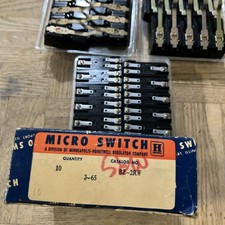 BZ-2RW82255-S MICROSWITCH A2-Switch Limit; Basic; Roller Lever Head; SPDT; 15A