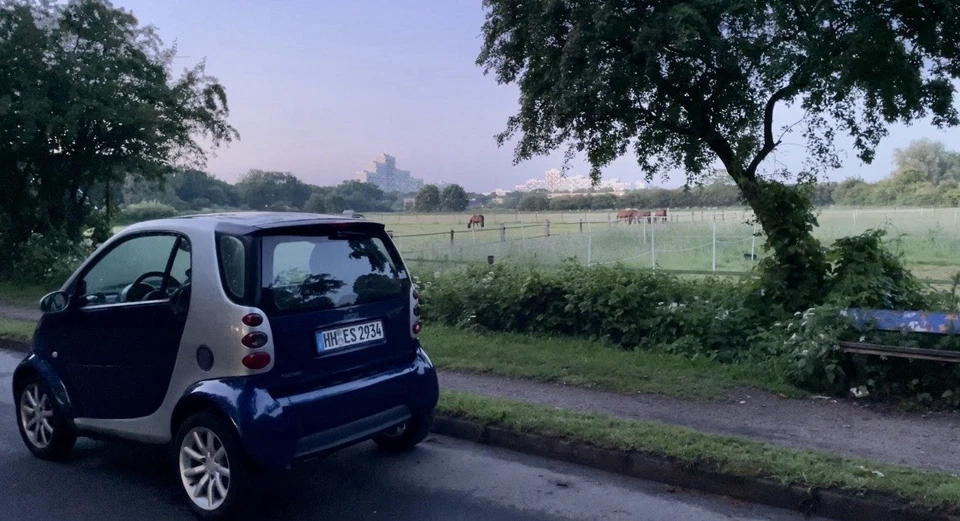 PREIS: VB: 900€ - SMART FORTWO PASSION 450 - TÜV: 12.2026 - 1.HAND - 339.000 KM - Bild 4 von 4