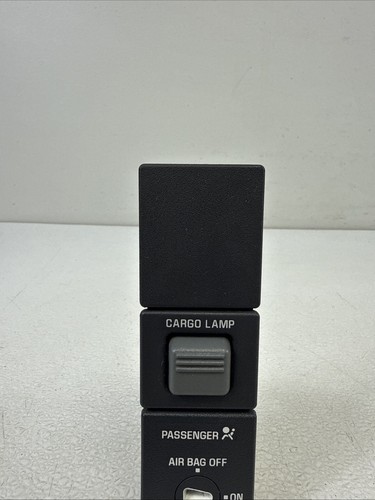 95-98 Chevy Silverado Sierra Cargo Lamp Switch Deactivation Switch OEM - Picture 3 of 13