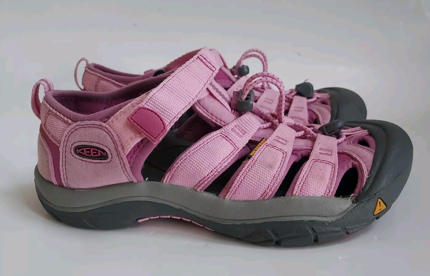 Sandali sportivi donna Keen Newport H2 taglia 6 rosa grigio rete trail escursioni in acqua