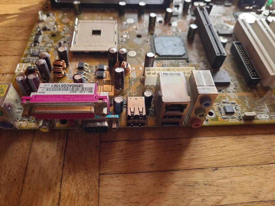 ASUS K8V-X SE Sockel 754 Motherboard DDR PCI SATA - Bild 2 von 4