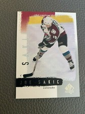 2000-01 SP Authentic #25 Joe Sakic Colorado Avalanche Hockey Card