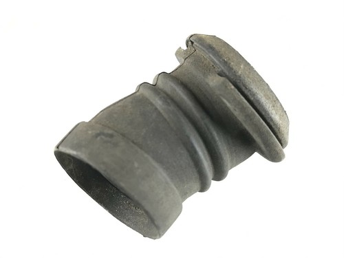 BMW E39 Schlauch Muffe 1437886 Tülle Gummitülle Kotflügel links