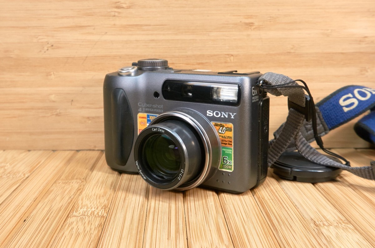 Sony DSC-S85 CyberShot 4.1MP Digital Still Camera Carl Zeiss