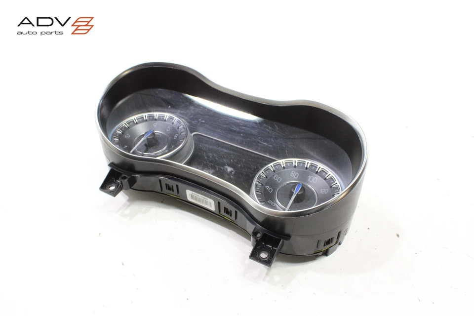 2020 CHRYSLER 300 DASH INSTRUMENT PANEL CLUSTER GAUGE SPEEDOMETER OEM - Image 2 of 4