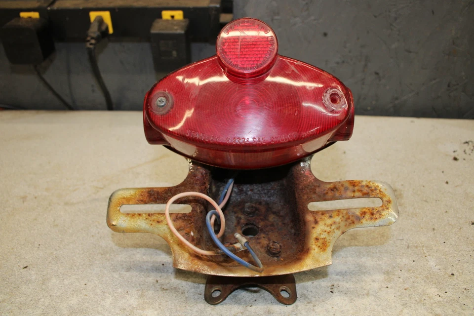 Kawasaki GA3 1970 soporte de montaje de luz trasera trasera G3tr R6-0495.VJ Foto 2 de 4