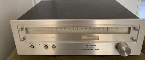 Vintage Technics FM/AM Stereo Receiver ST-7200, 76 To 90 Mhz Dial, Japan Dial.