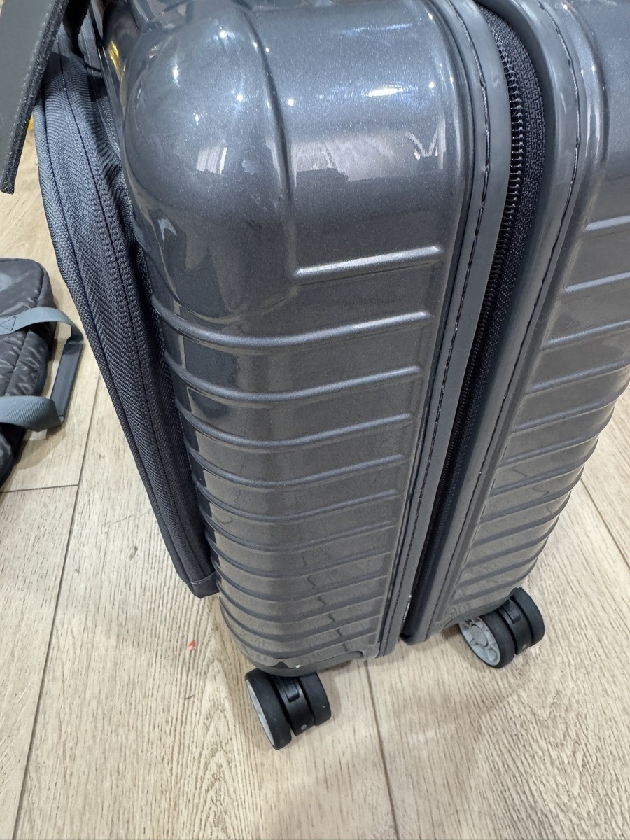 Rimowa Salsa Deluxe 23L Carry-On With Front Sleeve 4 Wheels *See