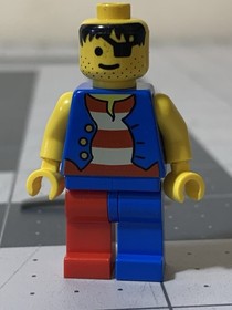 Lego Pirates Parts And Pieces, Minifigures, Black Pearl 4184 Pieces Fast Ship