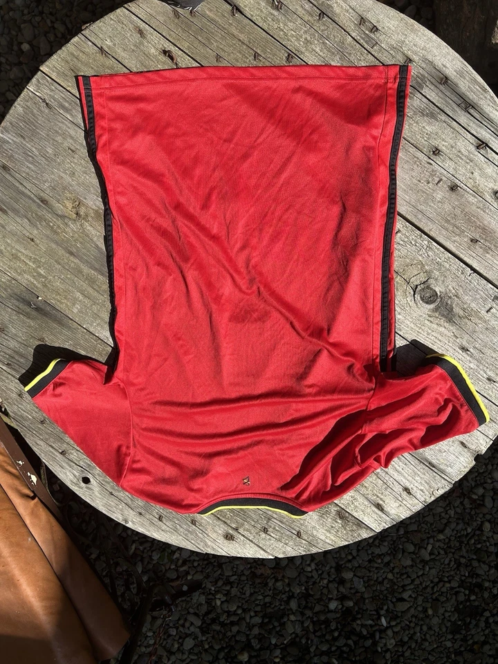 阿迪达斯比利时2020/21主场橄榄球球衣红色男式 — 第 3/4 张图片