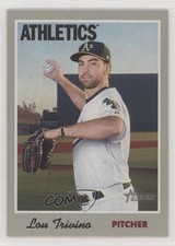 2019 Topps Heritage Lou Trivino #55 5sb