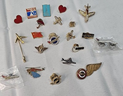 Vintage NORTHWEST AIRLINES  F/A'S  TIE TACK  /  LAPEL PIN Teamsters pin Airplane