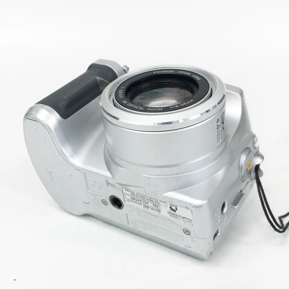 Fugifilm Finepix S3500 Digital Camera Silver Retro Photography With Box Working, photo 4 of 5
