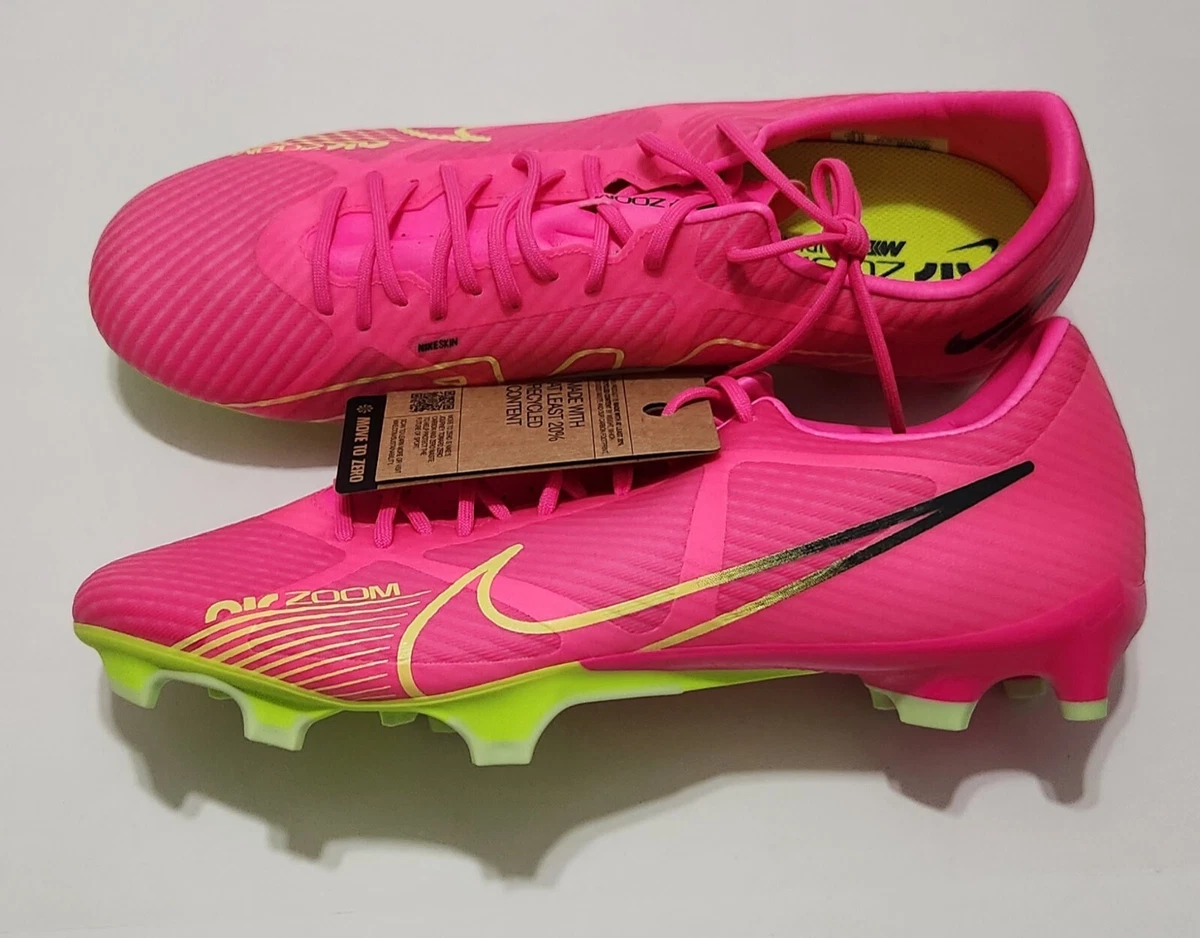 Nike soccer cheap cleats pink